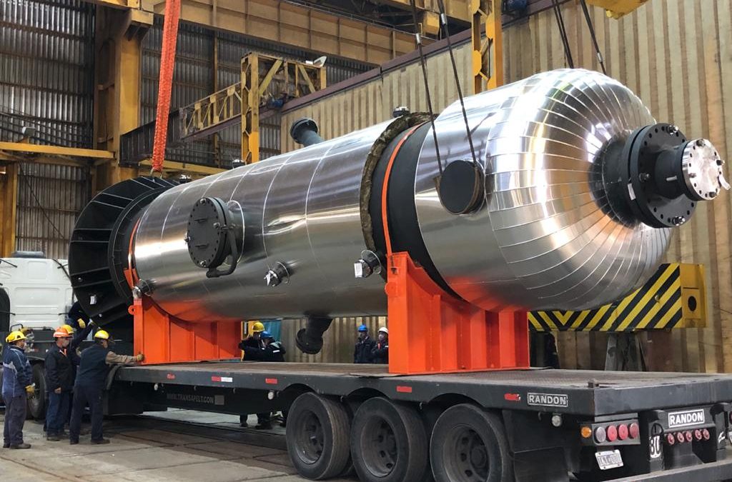IMPSA inició el traslado de un Reactor de 26 toneladas hacia el Complejo Industrial Luján de Cuyo de YPF.